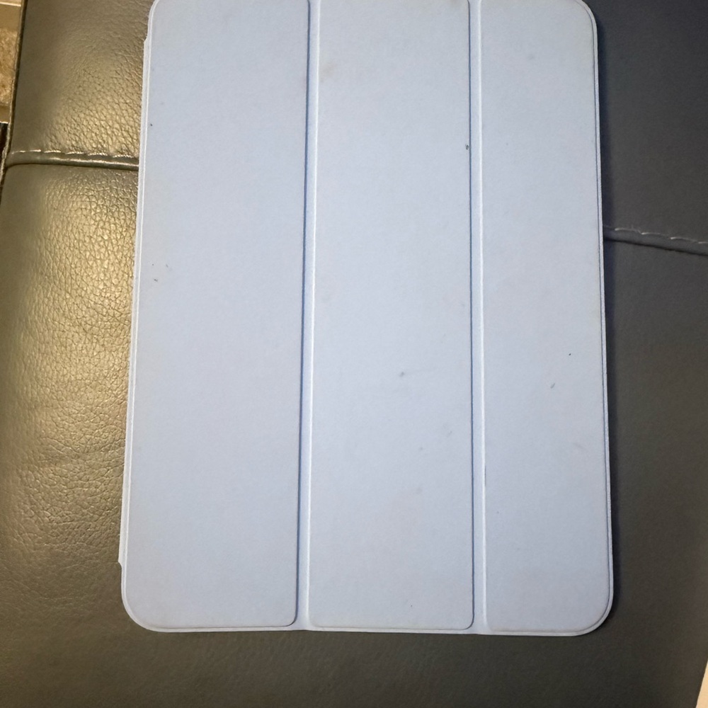 Apple Light Gray Tablet Cover